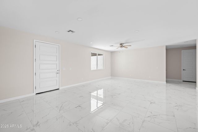 2228 S HASSAYAMPA Road, Tonopah, AZ 85354