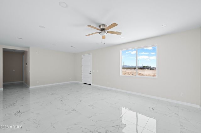 2228 S HASSAYAMPA Road, Tonopah, AZ 85354