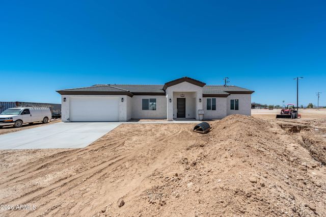 2228 S HASSAYAMPA Road, Tonopah, AZ 85354