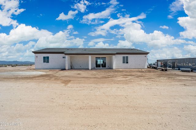 2228 S HASSAYAMPA Road, Tonopah, AZ 85354