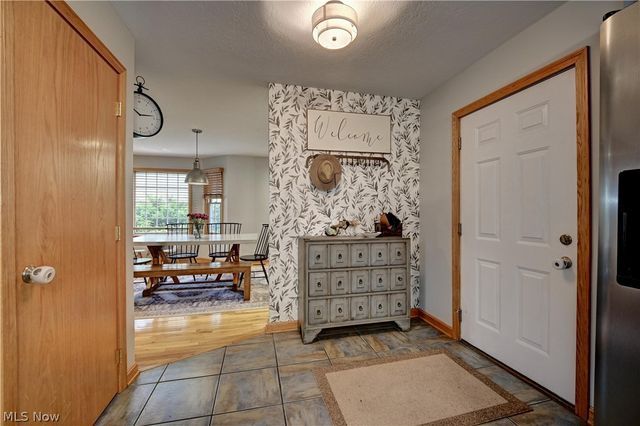 104 Pinedale Drive, Dover, OH 44622