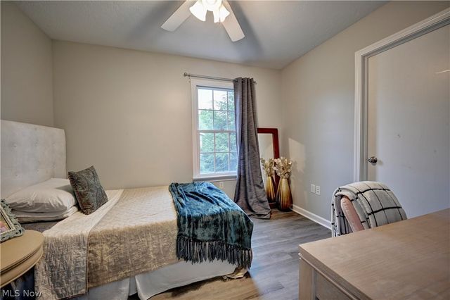 104 Pinedale Drive, Dover, OH 44622