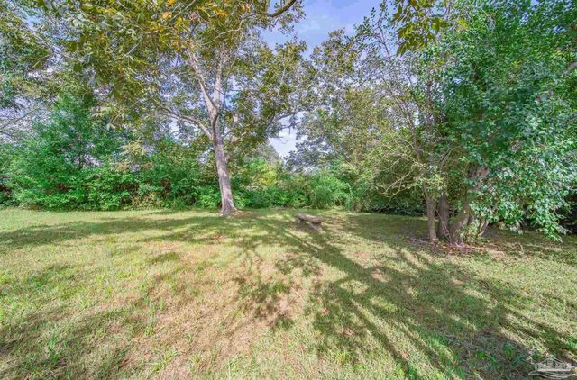 7010 E Oakfield Rd, Pensacola, FL 32503