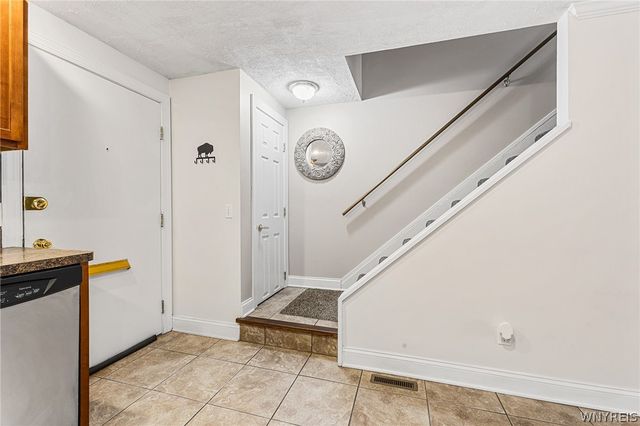 216 Summer Street 6, Buffalo, NY 14222