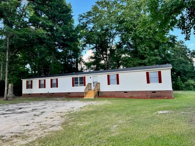 5173 Benenhaley Road, Dalzell, SC 29040