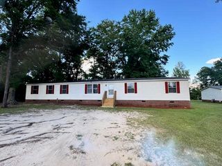 5173 Benenhaley Road, Dalzell, SC 29040