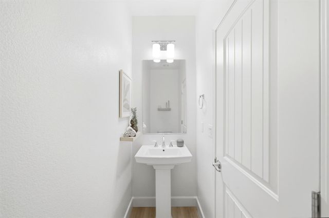 10517 Etude Way, Elk Grove, CA 95757