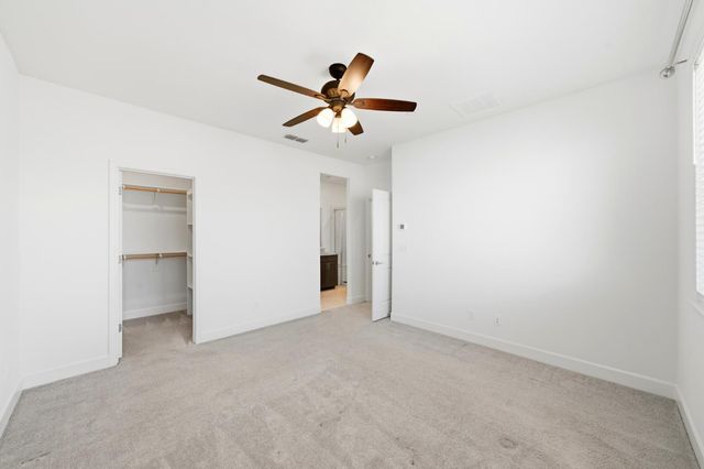 10517 Etude Way, Elk Grove, CA 95757