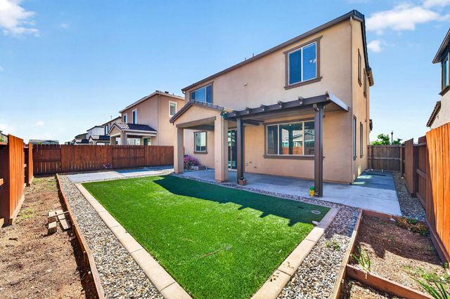 10517 Etude Way, Elk Grove, CA 95757