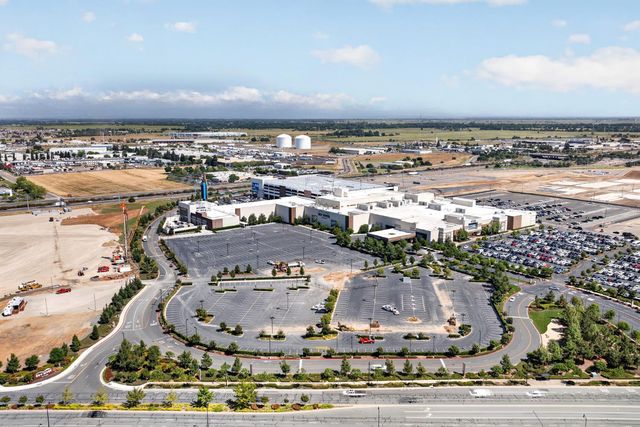 10517 Etude Way, Elk Grove, CA 95757