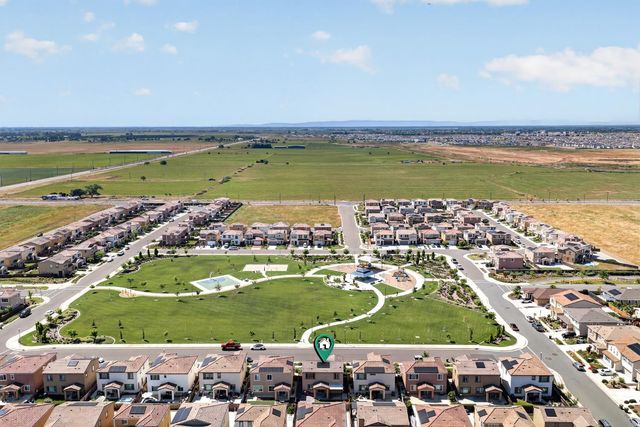 10517 Etude Way, Elk Grove, CA 95757