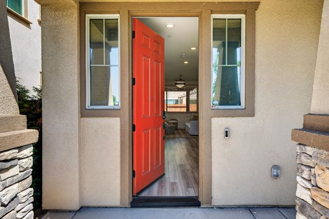 10517 Etude Way, Elk Grove, CA 95757