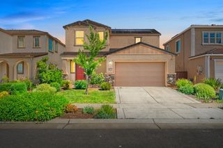 10517 Etude Way, Elk Grove, CA 95757