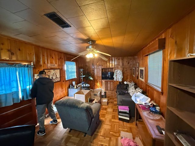 857 MAPLE DR, Memphis, TN 38108