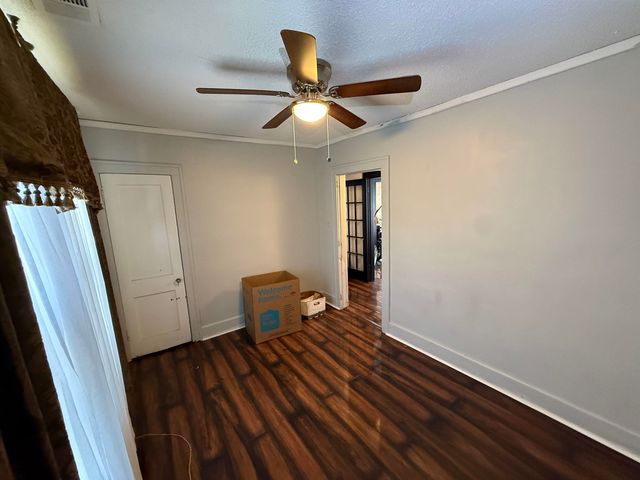 857 MAPLE DR, Memphis, TN 38108