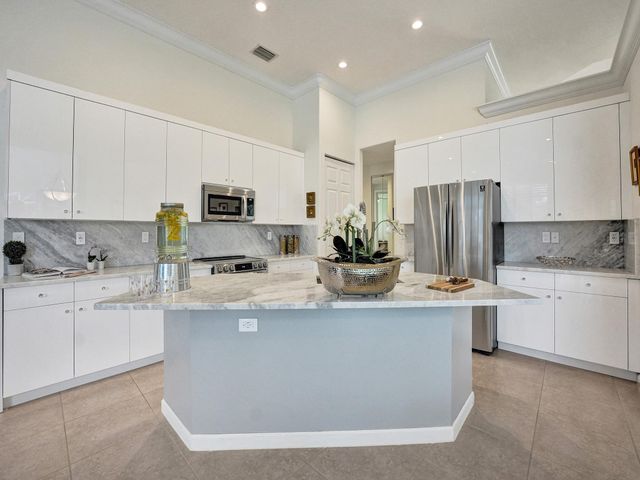 2657 Windwood Way, Royal Palm Beach, FL 33411