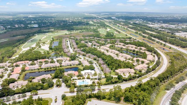 9011 Sand Shot Way, Port St. Lucie, Port St Lucie, FL 34986