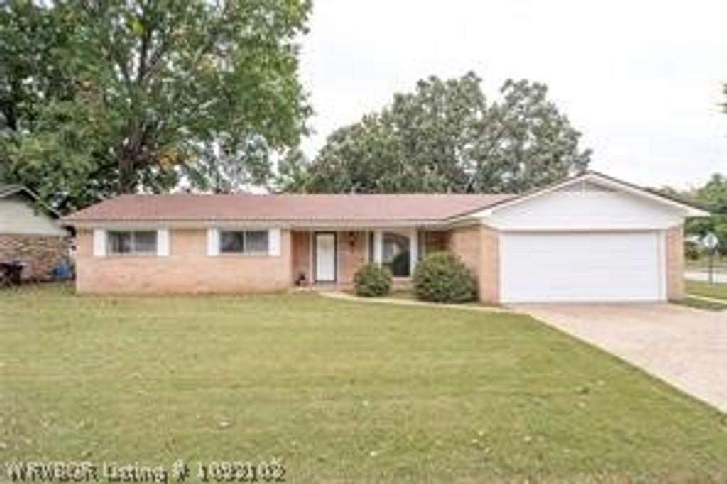 200 S 21st Terrace, Fort Smith, AR 72908