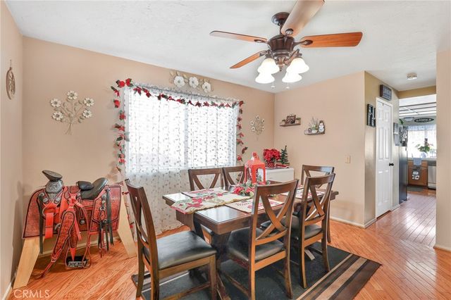 3027 W Avenue J4, Lancaster, CA 93536