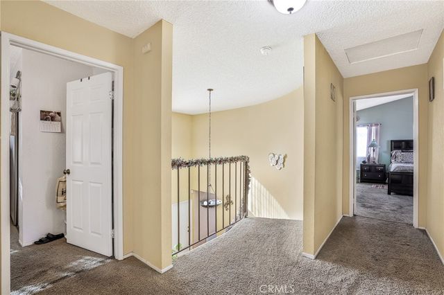 3027 W Avenue J4, Lancaster, CA 93536