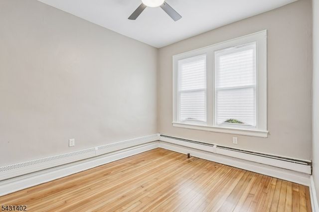 301 E 9Th Ave, Roselle Boro, NJ 07203