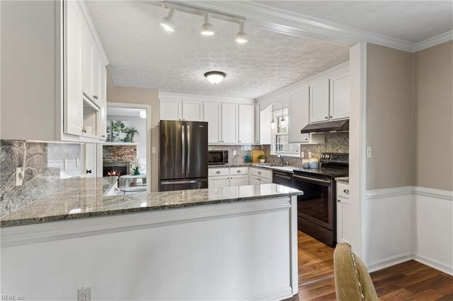 302 Tide Mill RD, Yorktown, VA 23693