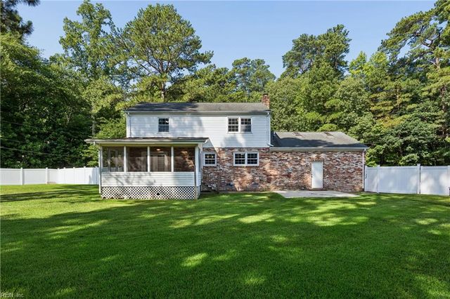 302 Tide Mill RD, Yorktown, VA 23693