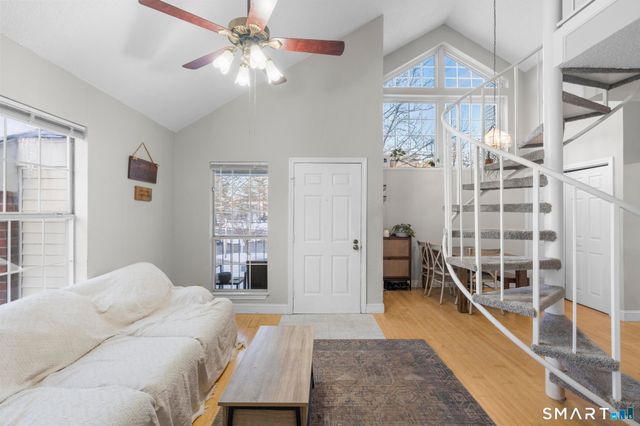 301 Carriage Crossing Lane 301, Middletown, CT 06457