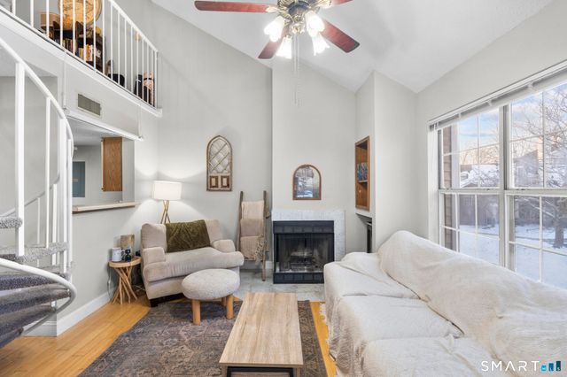 301 Carriage Crossing Lane 301, Middletown, CT 06457