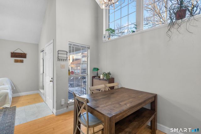 301 Carriage Crossing Lane 301, Middletown, CT 06457