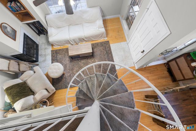 301 Carriage Crossing Lane 301, Middletown, CT 06457