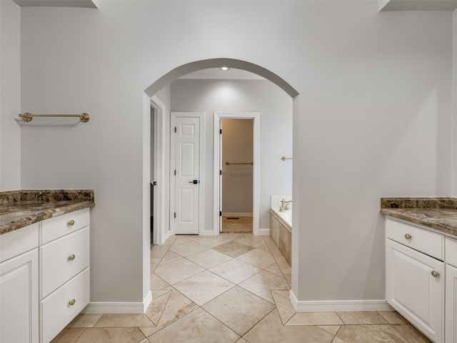 5413 E 110th Street, Tulsa, OK 74137