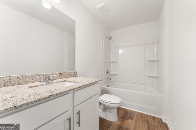 104 Bluefin Street, Adairsville, GA 30103