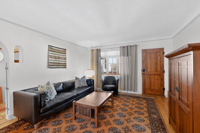 1515 Anderson Place SE, Albuquerque, NM 87108