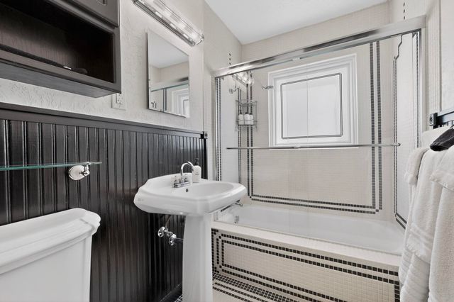 1515 Anderson Place SE, Albuquerque, NM 87108