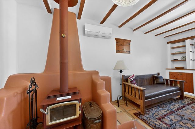 1515 Anderson Place SE, Albuquerque, NM 87108