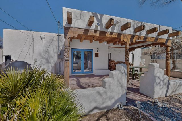 1515 Anderson Place SE, Albuquerque, NM 87108