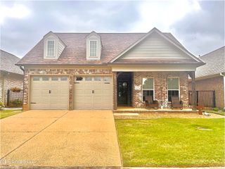 26 Price Loop, Holly Springs, MS 38635
