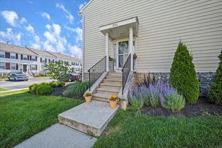 7043 Monarchos Drive, 13, New Albany, OH 43054