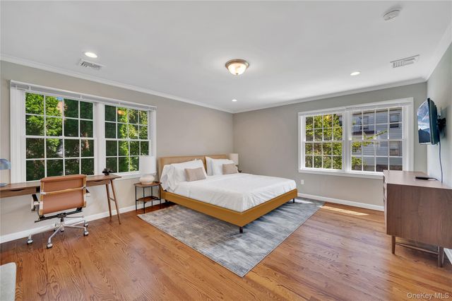 422 Midland Avenue, Rye, NY 10580