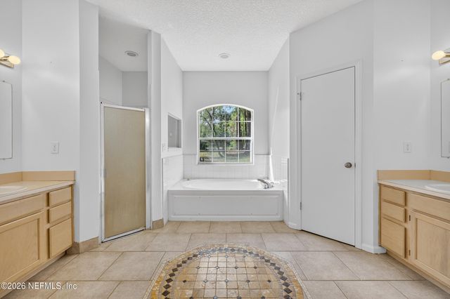 3831 SCHOENWALD Lane, Jacksonville, FL 32223