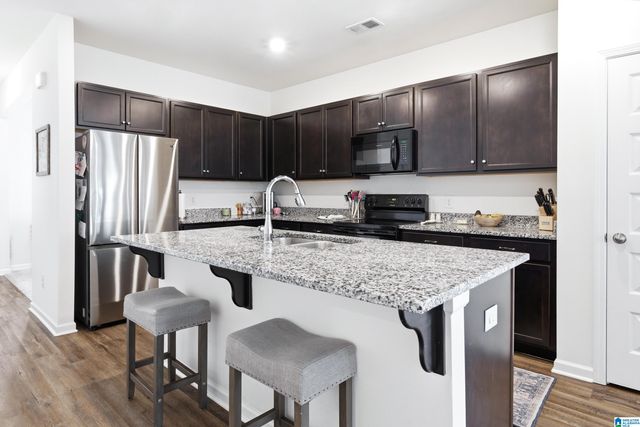 28 VALLEY CIRCLE, Lincoln, AL 35096