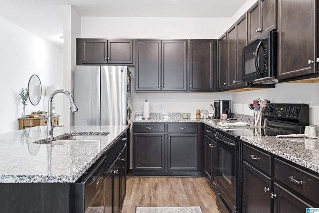 28 VALLEY CIRCLE, Lincoln, AL 35096