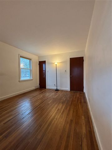 533 Gillett Road, Ogden, NY 14559