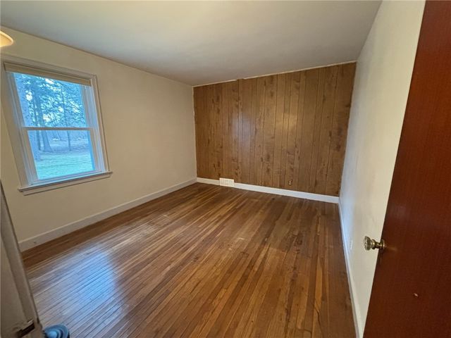 533 Gillett Road, Ogden, NY 14559