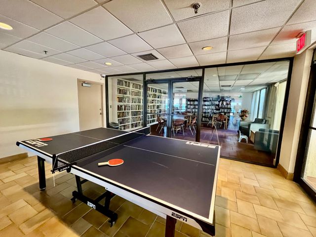 113 Lake Emerald Drive 209, Oakland Park, FL 33309