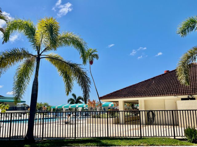 113 Lake Emerald Drive 209, Oakland Park, FL 33309