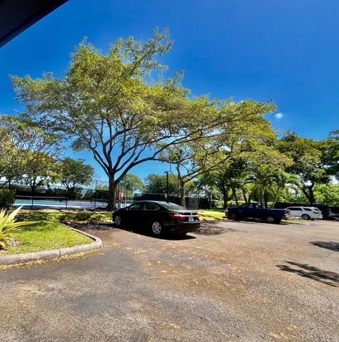 113 Lake Emerald Drive 209, Oakland Park, FL 33309