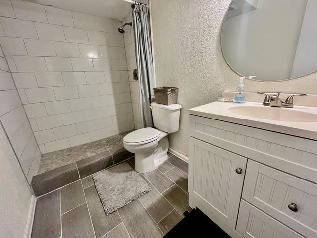 113 Lake Emerald Drive 209, Oakland Park, FL 33309