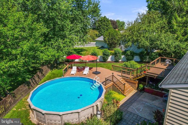 90 CROSSWIND DR, Shrewsbury, PA 17361